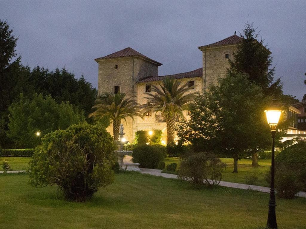 Akla Hotel Palacio Torre De Ruesga Calseca Luaran gambar